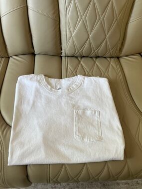 Nike Men’s White Pocket Crew Tee